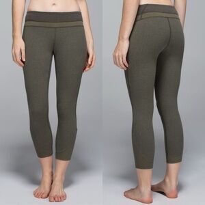 LULULEMON athletica refine crop capri wee stripe fatigue green legging